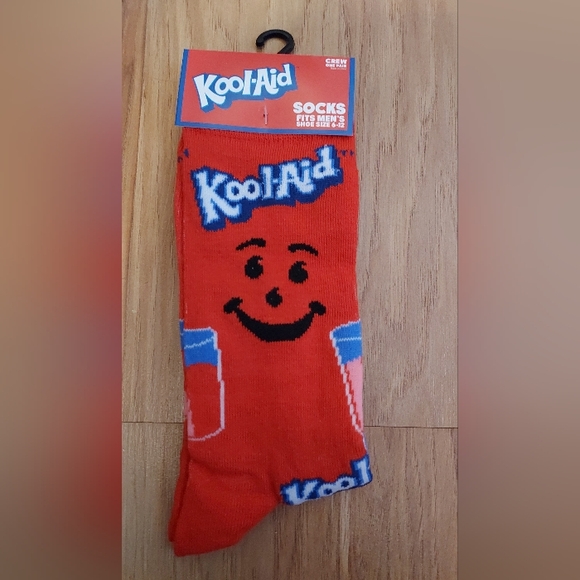 Kool-Aid Novelty Crew Socks New Size 6-12 - Picture 1 of 5